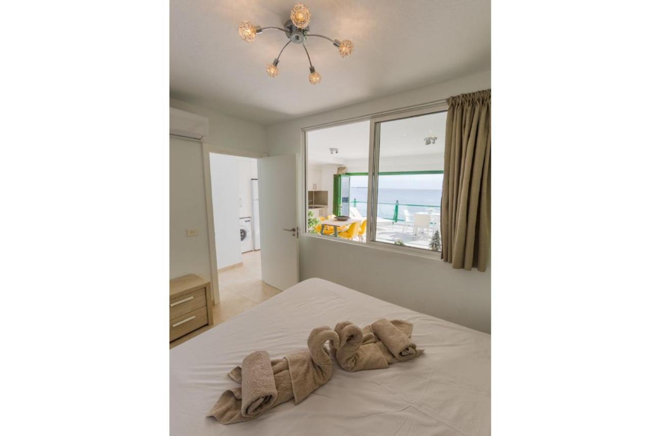 Sea Breeze Ocean View Apartment Коста Бланка Экстерьер фото