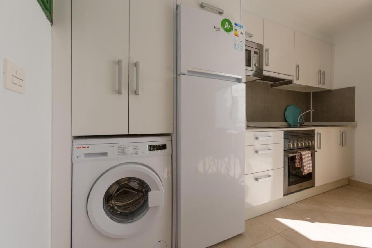 Sea Breeze Ocean View Apartment Коста Бланка Экстерьер фото