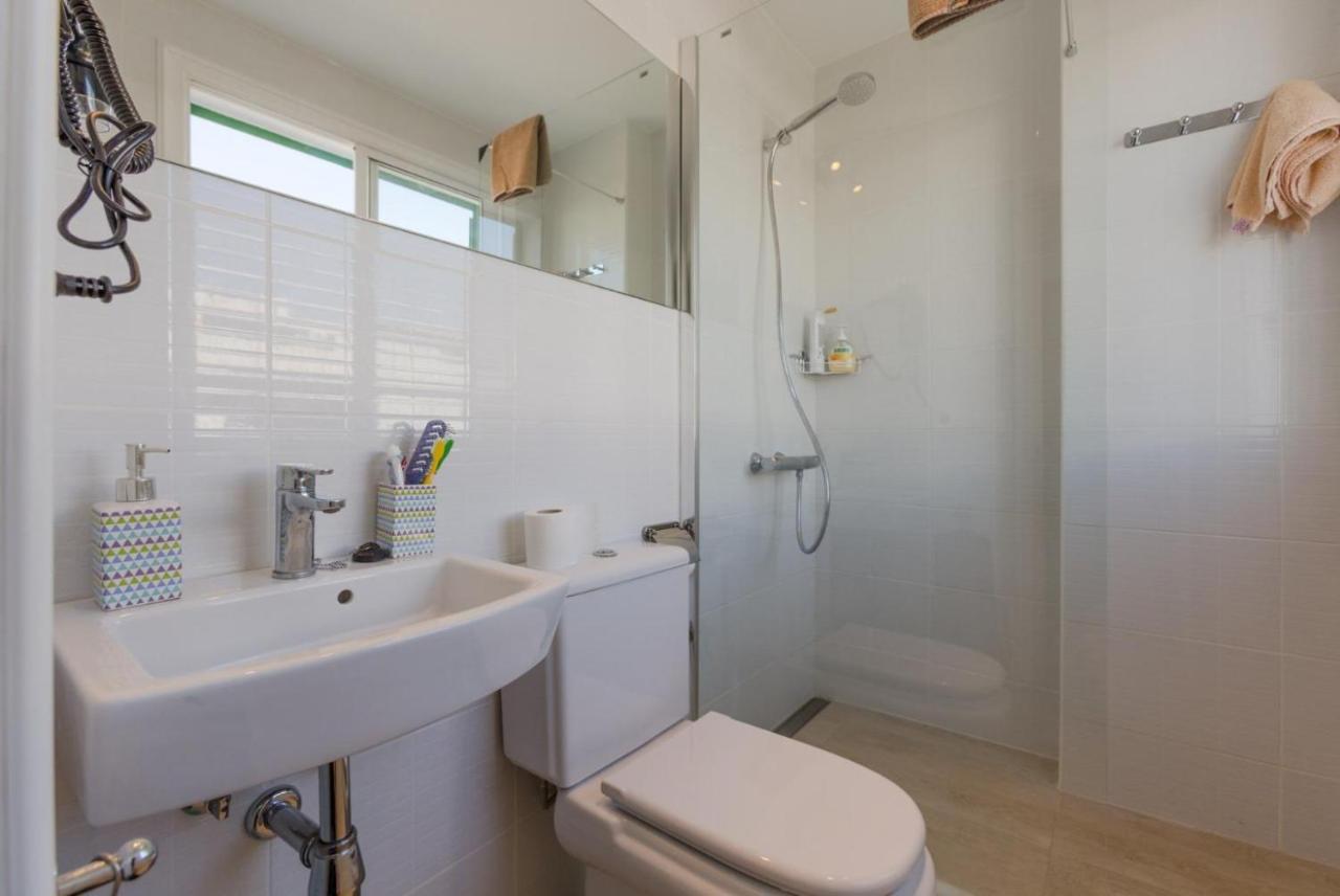 Sea Breeze Ocean View Apartment Коста Бланка Экстерьер фото